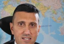 IP VAN 19 – SANDRO COSTA DIRETTORE OPERAZIONI R.T.I . – GRUPPO MEDIASET SANDRO COSTA DIRETTORE OPERAZIONI R.T.I . – GRUPPO MEDIASET