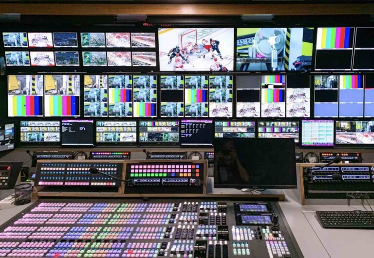 CZEKTV E L’UPGRADE DELL’OB VAN CON L’INTELLIGENZA DISTRIBUITA DEL SISTEMA MICRON UHD RIEDEL